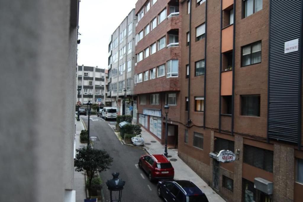 Ferienwohnung Acogedor, Con Garaje, Centrico. Vigo Exterior foto
