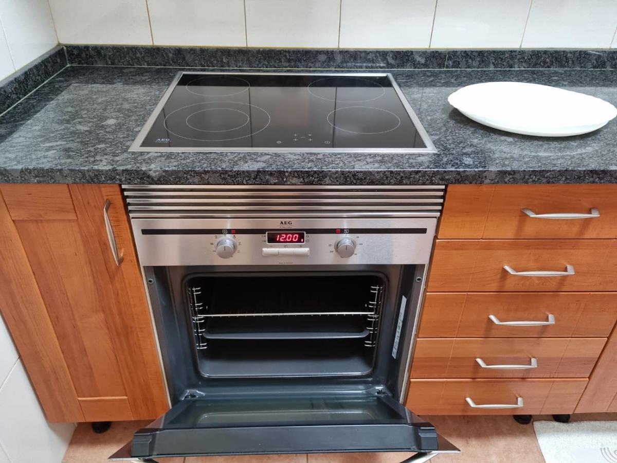 Ferienwohnung Acogedor, Con Garaje, Centrico. Vigo Exterior foto