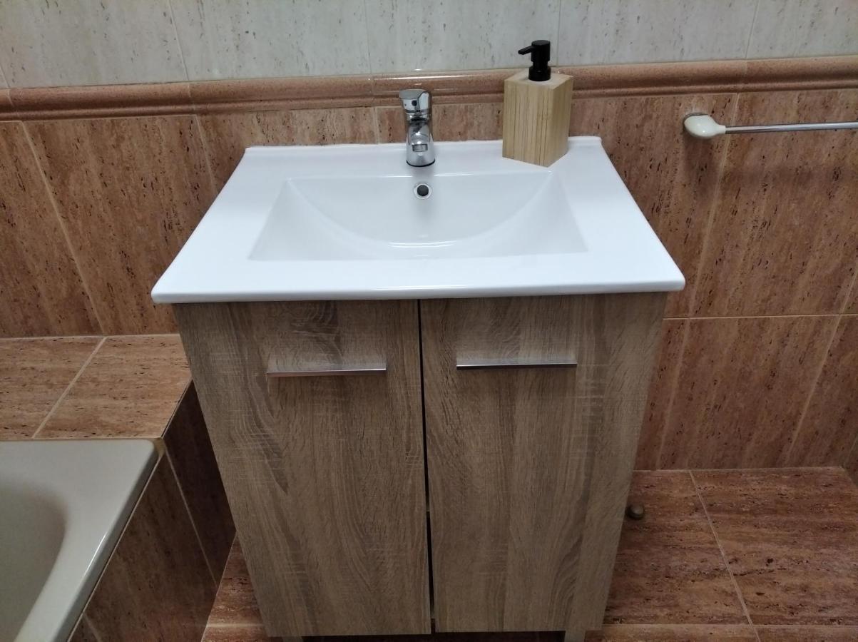 Ferienwohnung Acogedor, Con Garaje, Centrico. Vigo Exterior foto